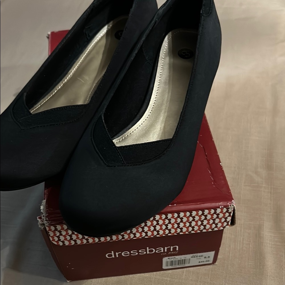 Dressbarn Women's Black Shoes
